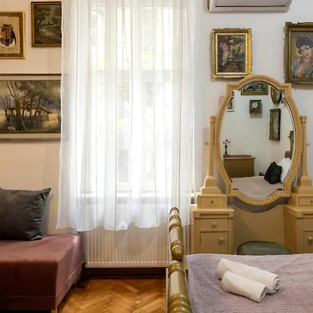 Natalie's Gallery Apartamento *