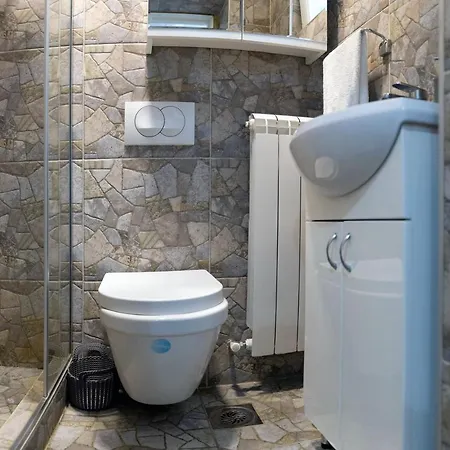 Natalie's Gallery Апартаменты *