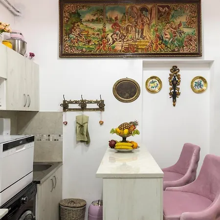 Natalie's Gallery Apartamento Belgrado